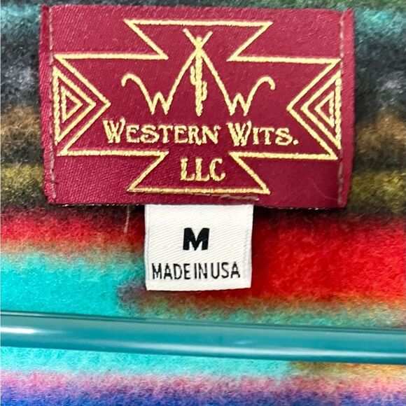 Western Wits Unisex Northern Lights/Aztec Pullover Sweater - Picture 4 of 8